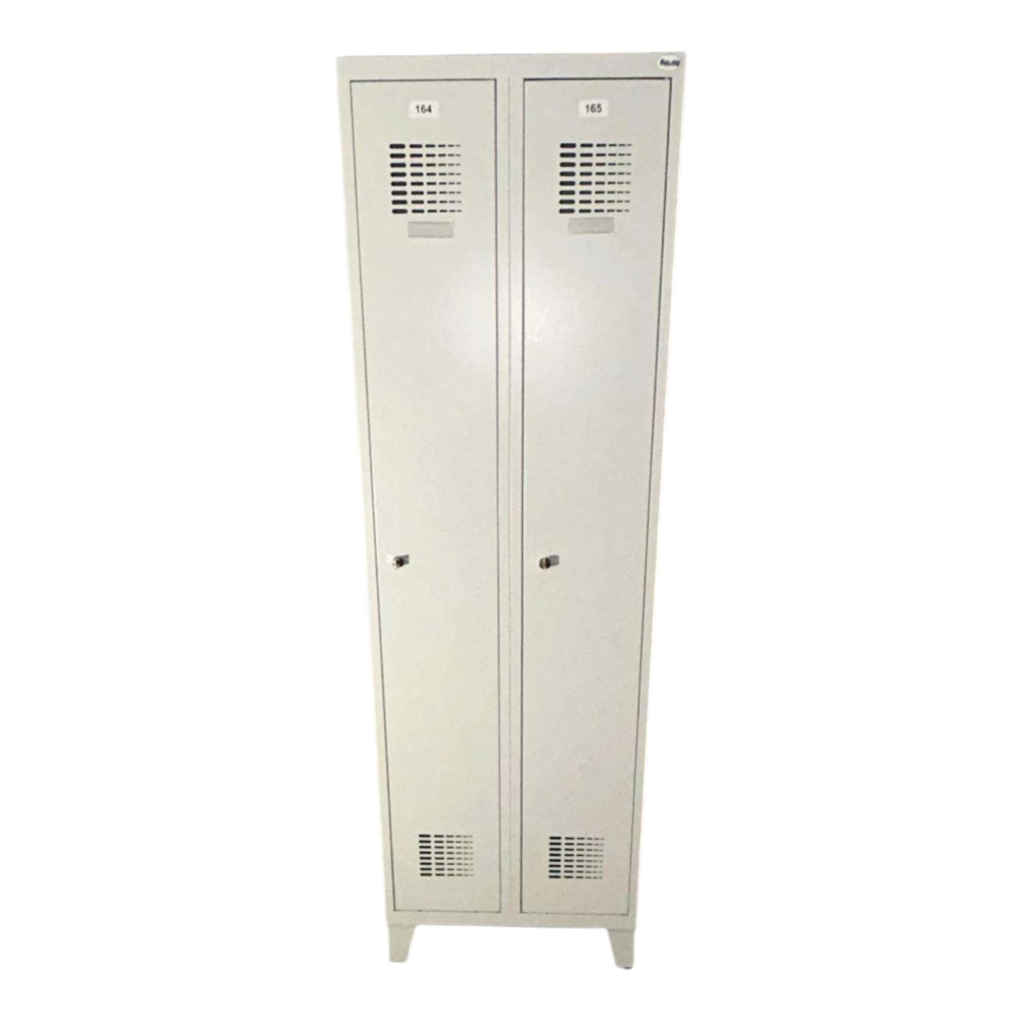 Dviejų vietų metalinė persirengimo spintelė (A 1,95 m × P 60 cm × G 50 cm)
