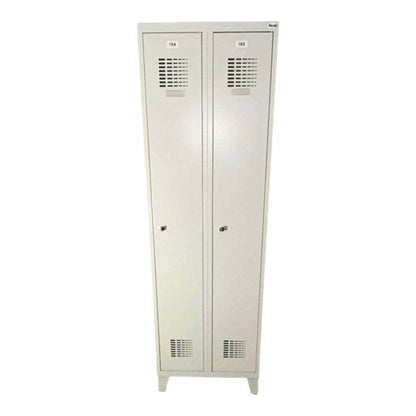 Dviejų vietų metalinė persirengimo spintelė (A 1,95 m × P 60 cm × G 50 cm)